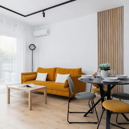 Stylish Apartment With Parking In Katowice By Noclegi Renters Exterior photo