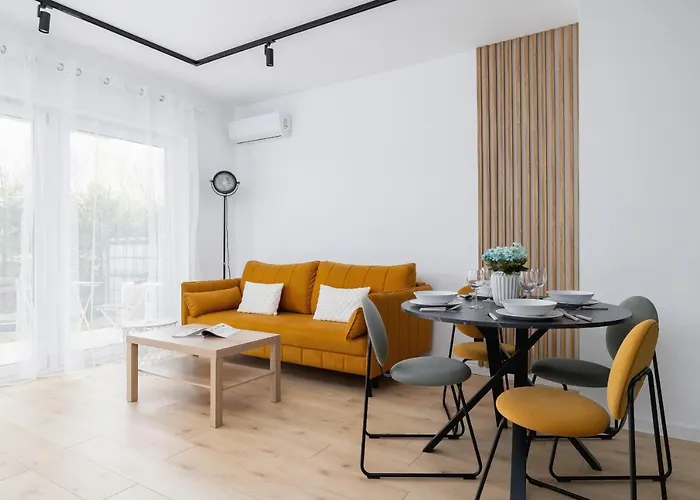 Stylish Apartment With Parking In Katowice By Noclegi Renters