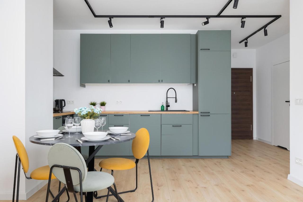 Stylish With Parking In By Renters * Katowice